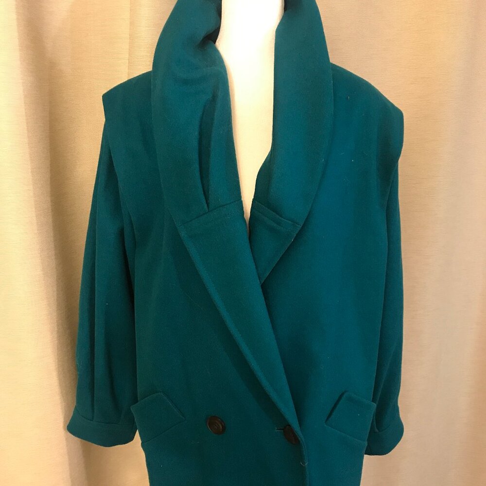 Pure Wool Winter Coat in Green